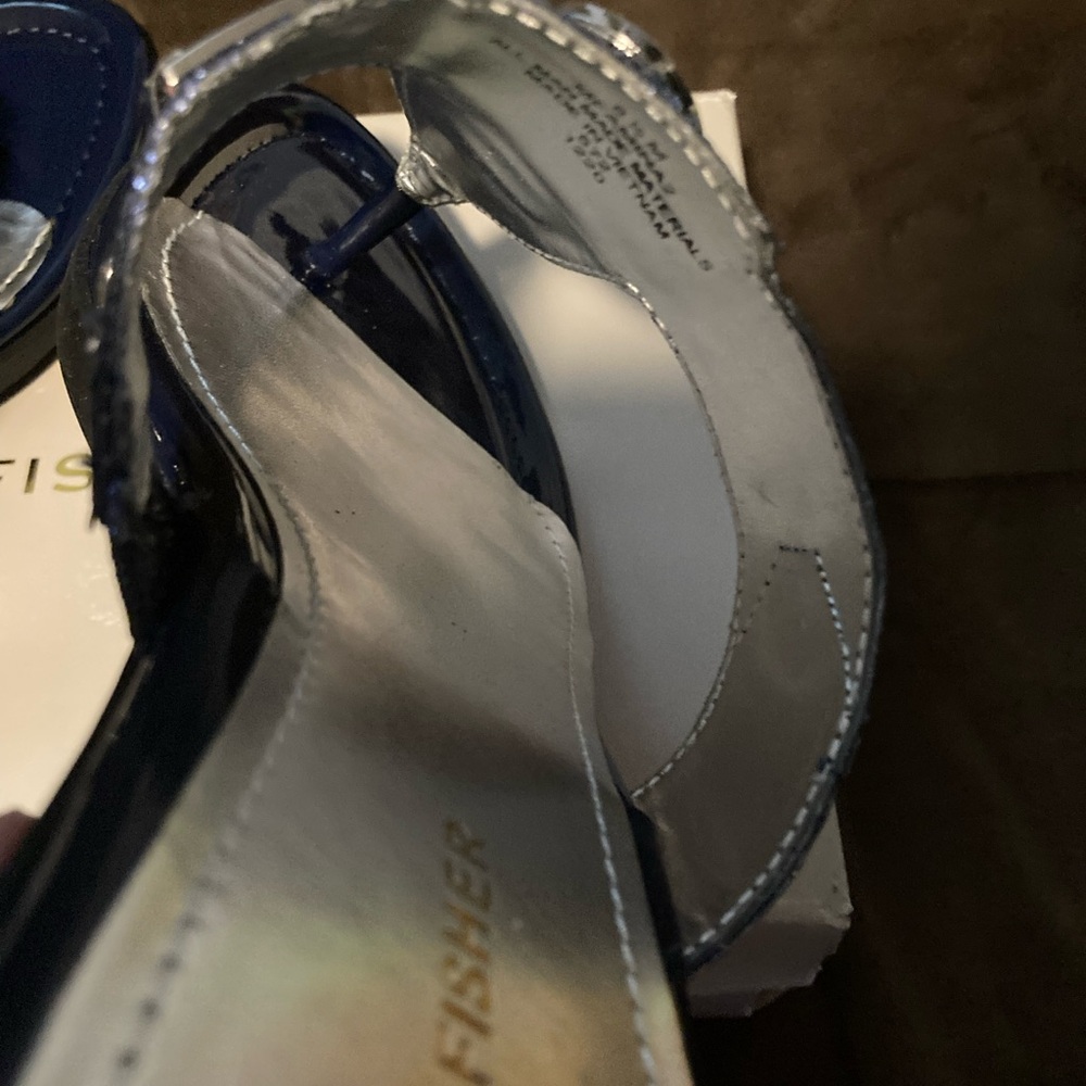 Marc Fisher brand, size 8.5, new in box, glittery blue sandals, cute and comfy - Picture 7 of 16